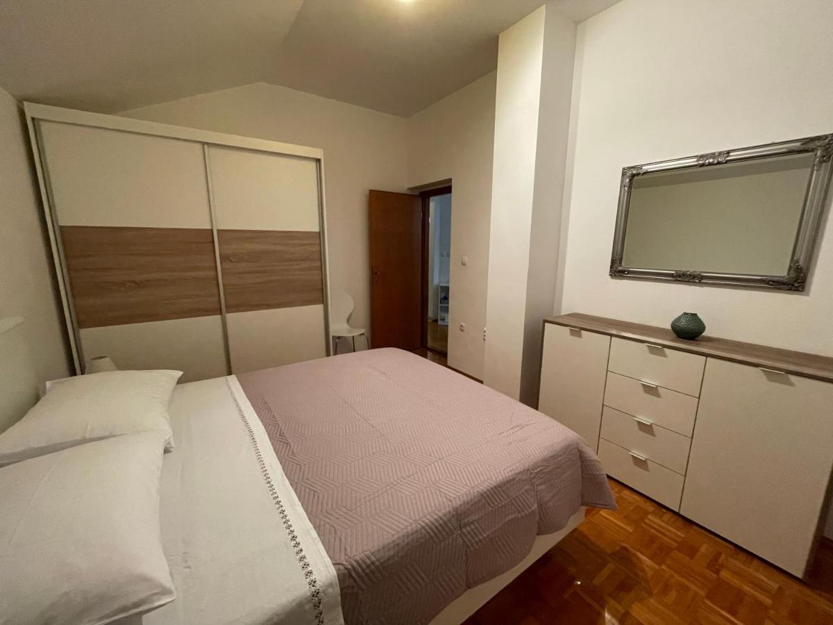 Apartman Josipa Weißenburg Exterior foto