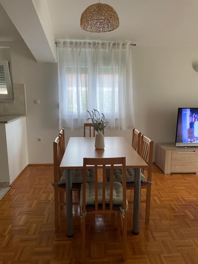 Apartman Josipa Weißenburg Exterior foto