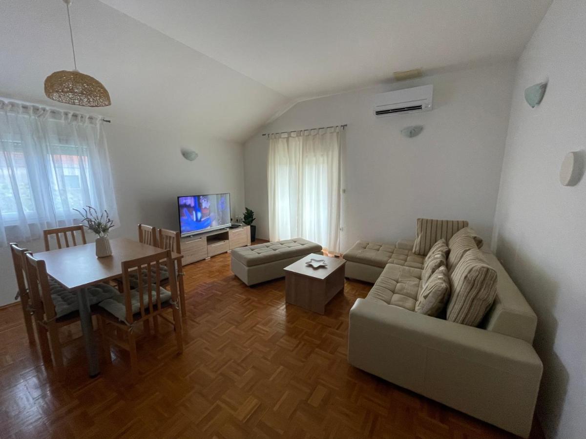 Apartman Josipa Weißenburg Exterior foto